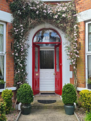 Roseleigh House
